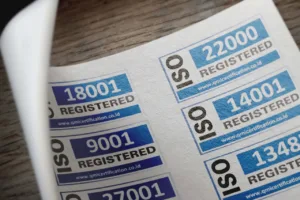 Mehr über den Artikel erfahren VDE 0100 vs. VDE 0701/0702 – Wo liegt der Unterschied?